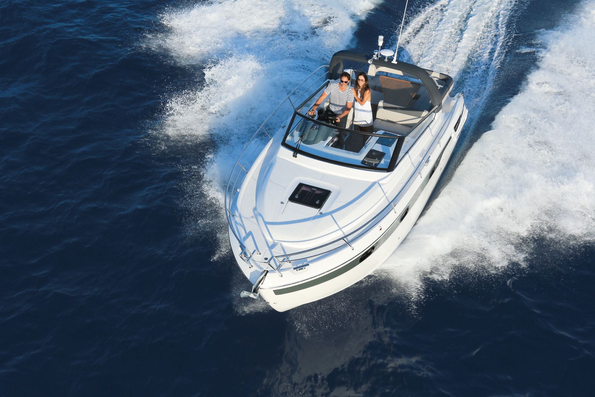 book motor yacht online, motor yacht charter, motor boating, motor yacht