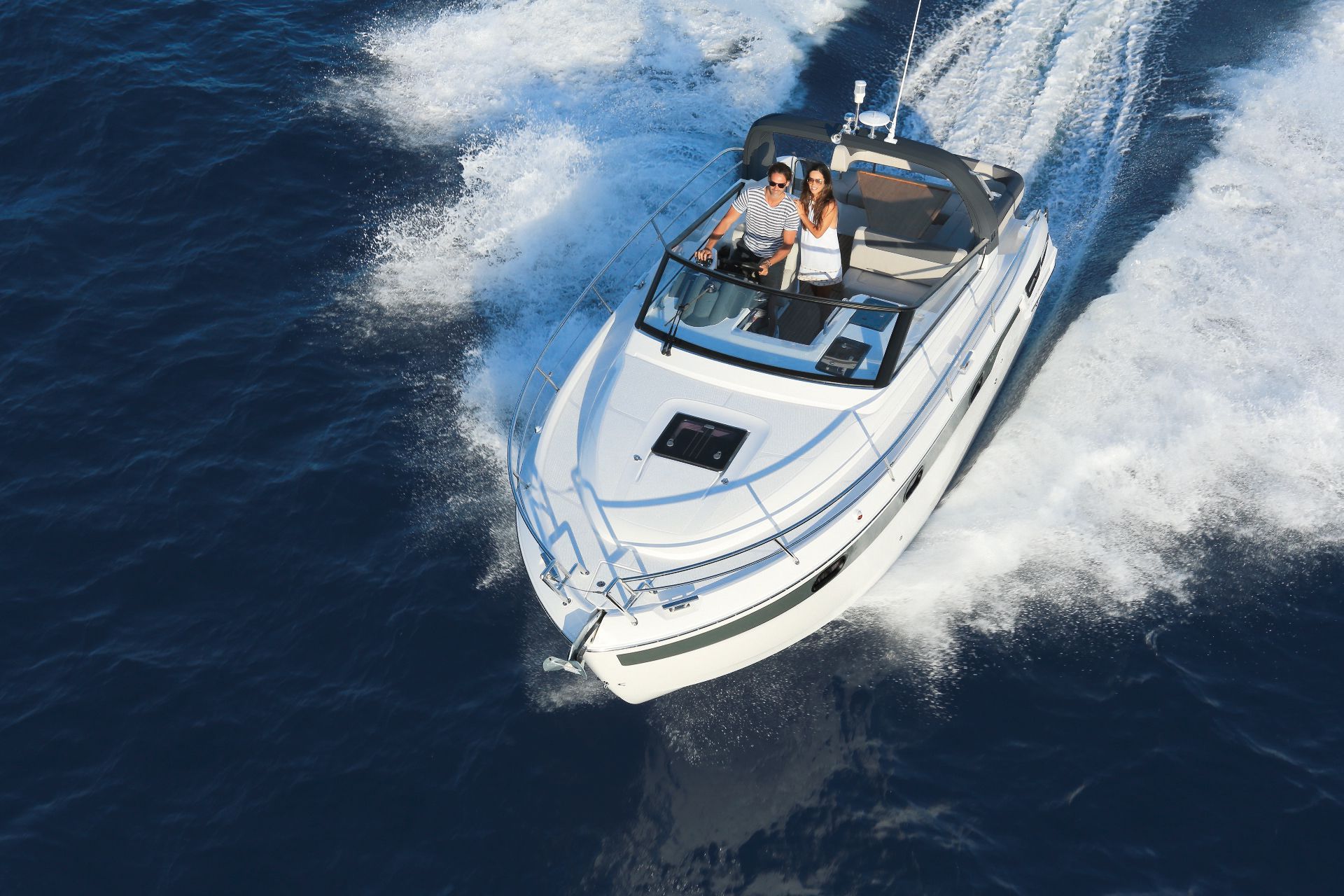 motoryacht online buchen, motoryacht chartern, motorbootfahren, motoryacht