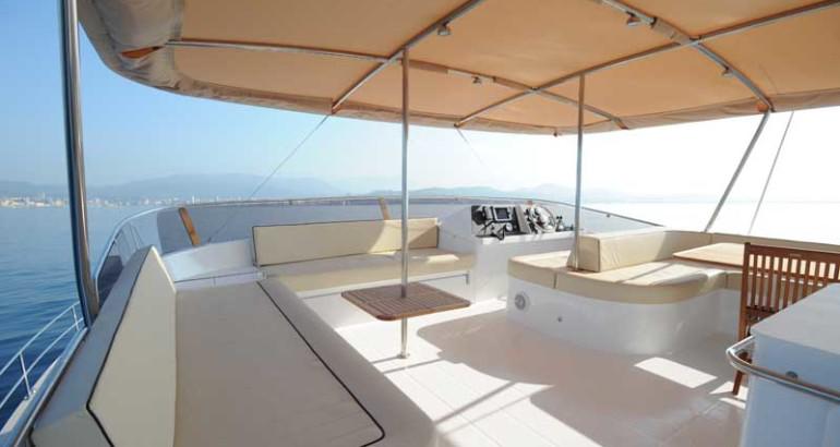 Book yachts online - powercatamaran - Fountaine Pajot Queensland 55 - Actium IV - rent