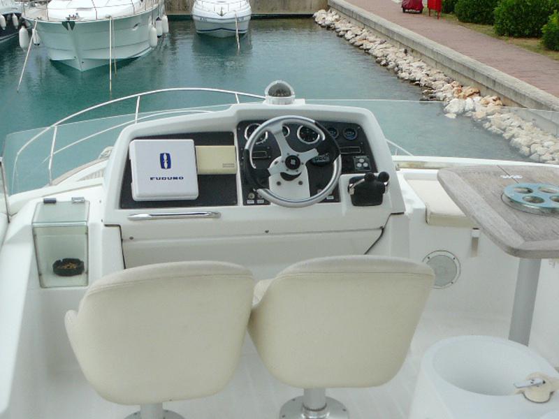 Book yachts online - motorboat - Antares 13.80 - HELENA ZARA - rent
