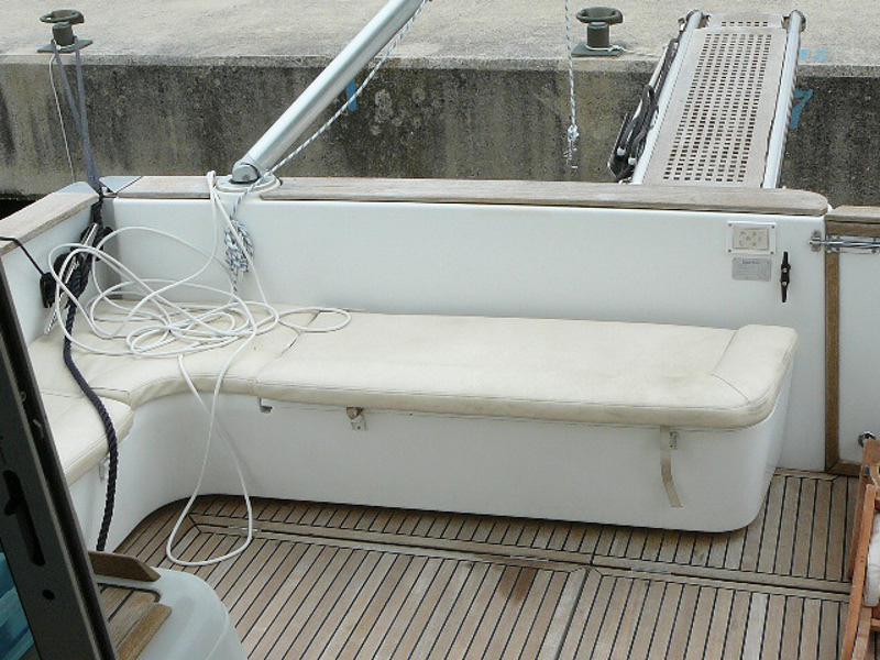Book yachts online - motorboat - Antares 13.80 - HELENA ZARA - rent