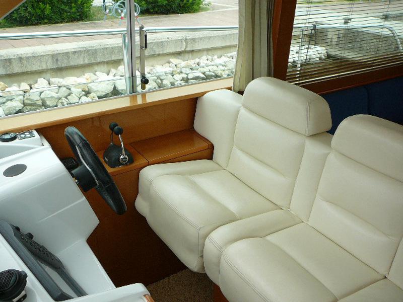 Book yachts online - motorboat - Antares 13.80 - HELENA ZARA - rent