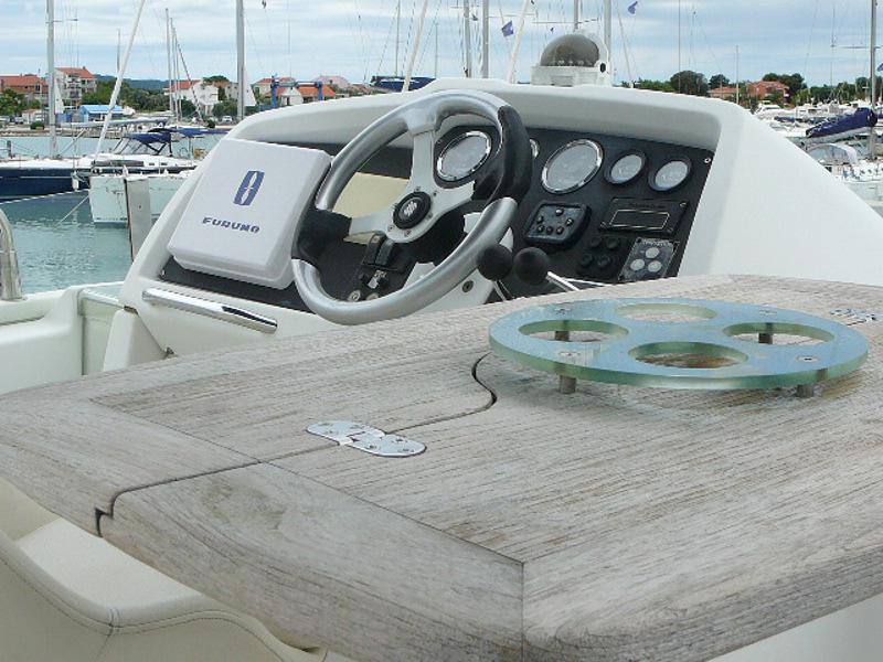 Book yachts online - motorboat - Antares 13.80 - HELENA ZARA - rent