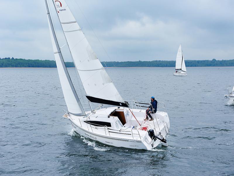 Book yachts online - sailboat - Maxus 26 Prestige 7/2 - KHEPRI - rent