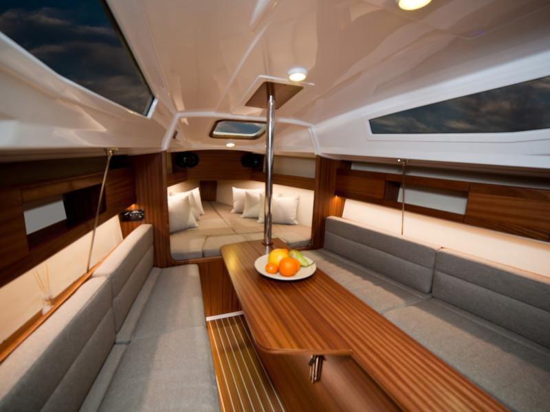 Book yachts online - sailboat - Maxus 26 Prestige 7/2 - KHEPRI - rent