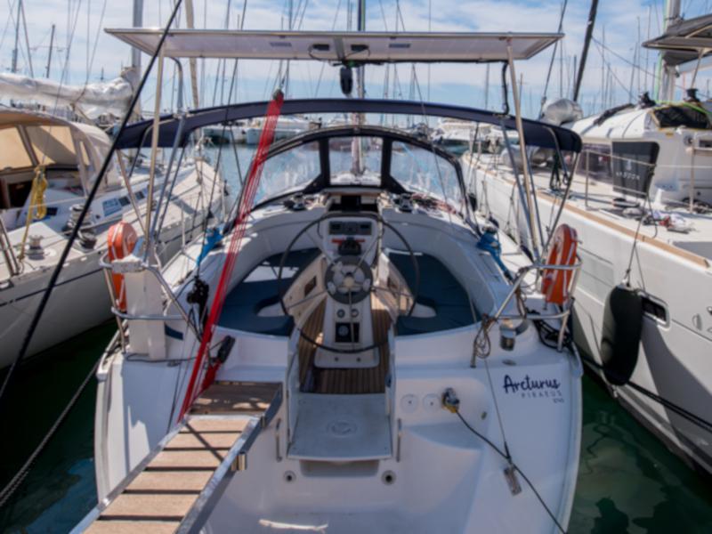 Book yachts online - sailboat - Bavaria 38 - Arcturos - rent