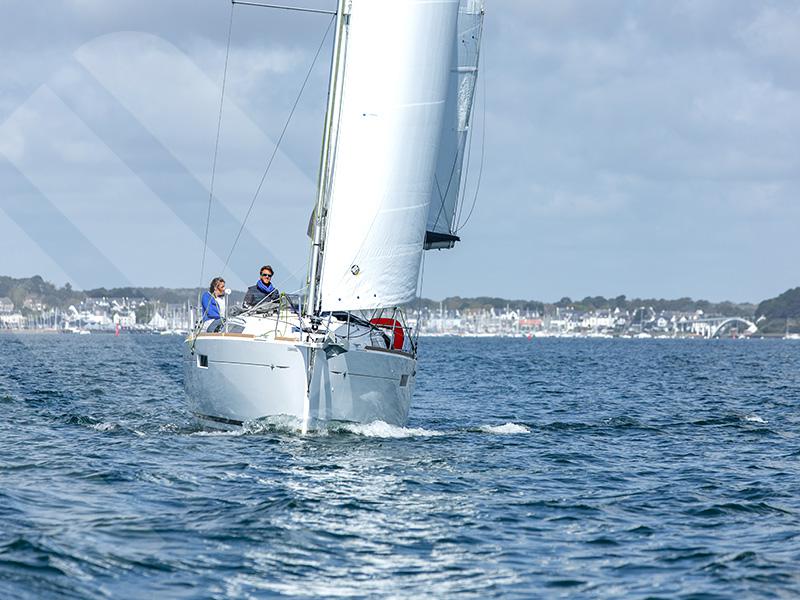 Book yachts online - sailboat - Sun Odyssey 349 - CHAMAREL - rent