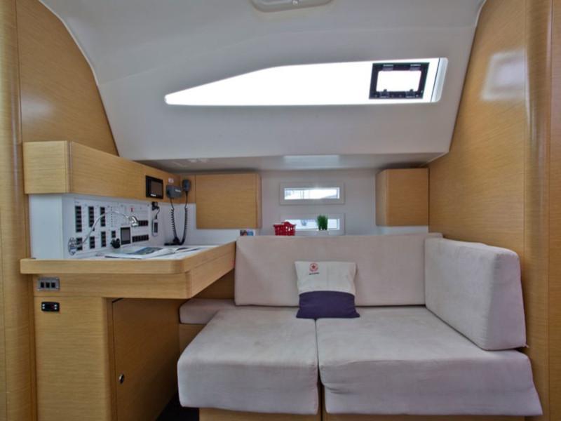 Book yachts online - sailboat - Elan 494 Impression (6) - Fiji - rent