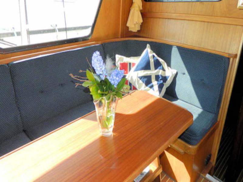 Book yachts online - motorboat - Merenpoort 1100s - Lucida - rent