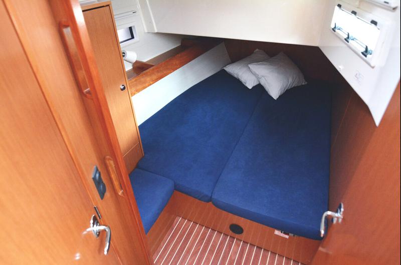 Book yachts online - sailboat - Bavaria 45 Cruiser - Nouvelle Vague - rent