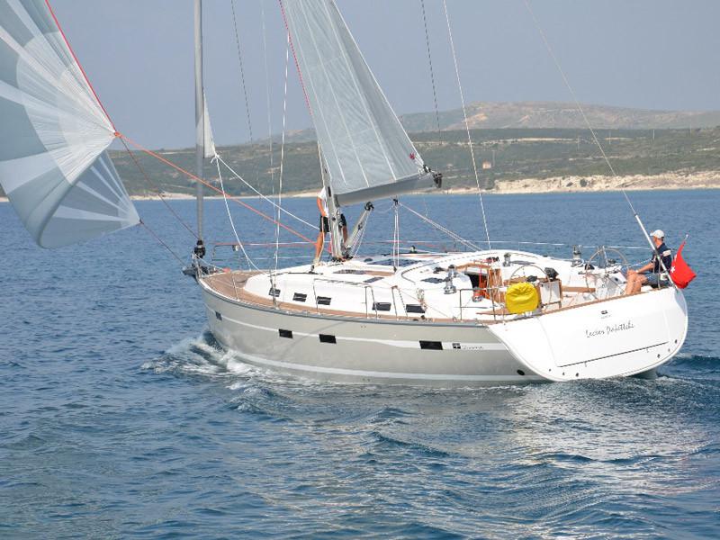 Book yachts online - sailboat - Bavaria Cruiser 50 - Aladar - Solar Panel - rent