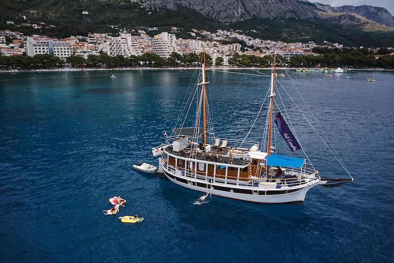 Book yachts online - motorboat - Motoryacht Teodora - Teodora - rent