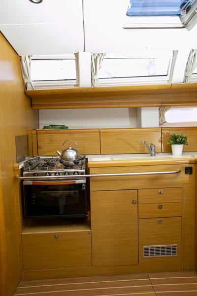 Book yachts online - sailboat - Sun Odyssey 49i - Iole - rent