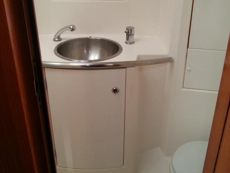 Book yachts online - sailboat - Sun Odyssey 42.2 - Orion III - rent