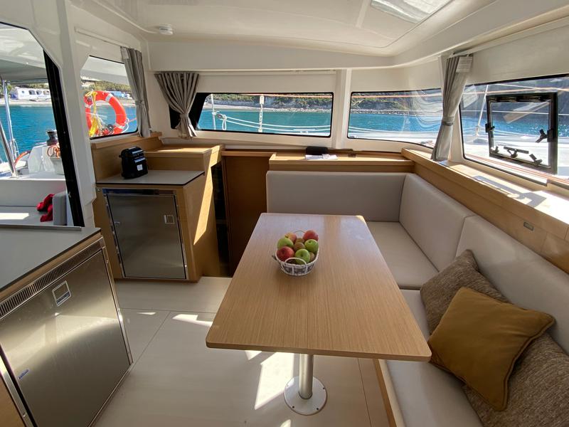 Book yachts online - catamaran - Excess 11 - Sail Speed - rent