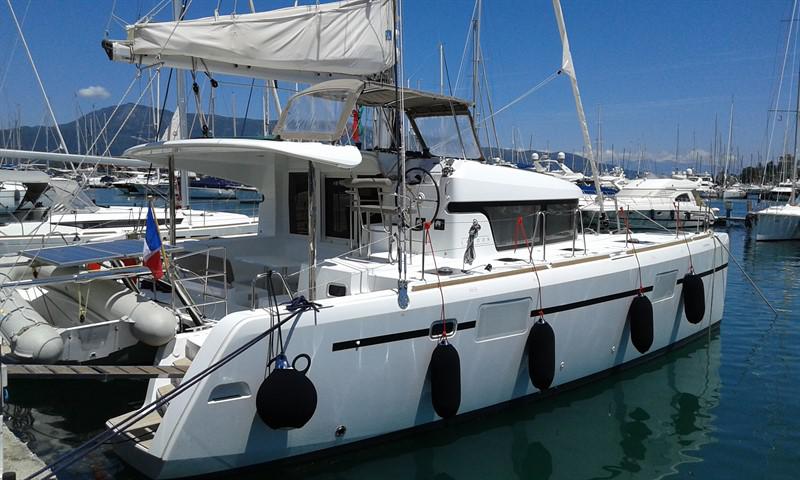 Book yachts online - catamaran - Lagoon 39 - Le Grand Bleu - rent