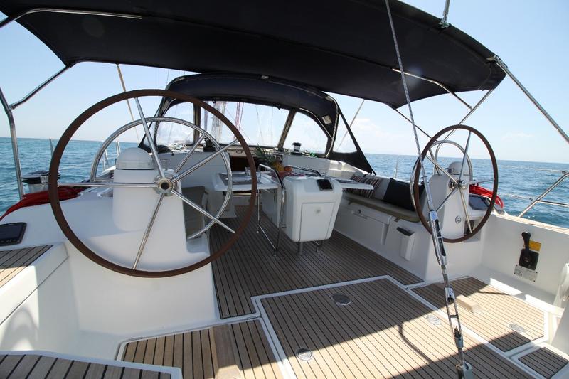 Book yachts online - sailboat - Sun Odyssey 509 5 cabin - Lucky Slot - (A/C - Generator - Refit 2022) - rent