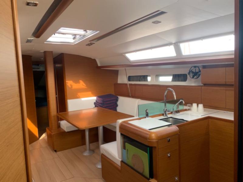 Book yachts online - sailboat - Sun Odyssey 449 - Nashira - rent