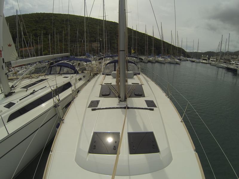 Book yachts online - sailboat - Dufour 460 Grand Large - Olipa - rent