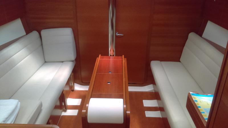 Book yachts online - sailboat - Dufour 350 Grand Large - Mare - rent
