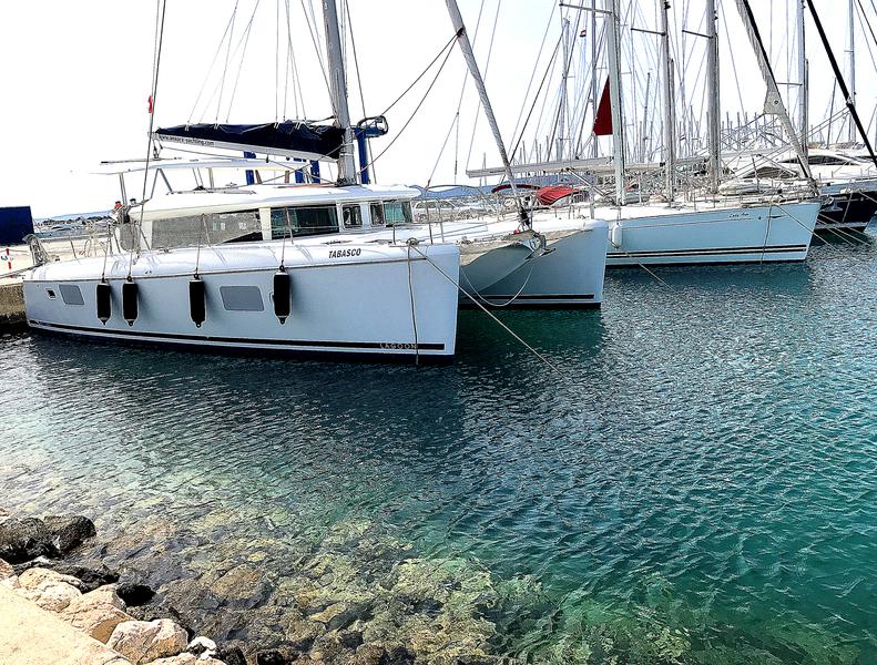 Book yachts online - catamaran - Lagoon 420 - TABASCO  - rent