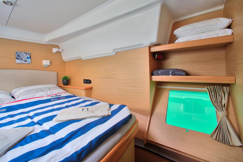 Book yachts online - catamaran - Lagoon 420 - TABASCO  - rent