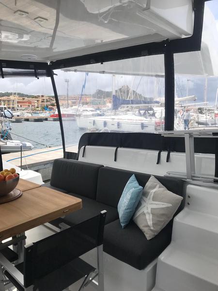 Book yachts online - catamaran - Lagoon 50 - OHANA - rent