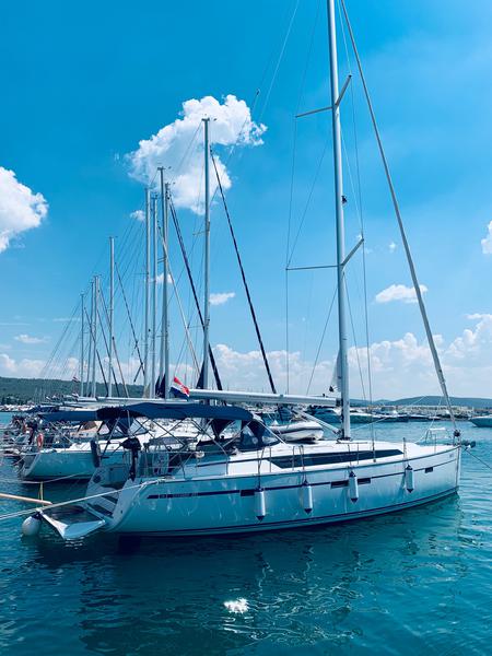 Book yachts online - sailboat - Bavaria Cruiser 46 - Paola - rent