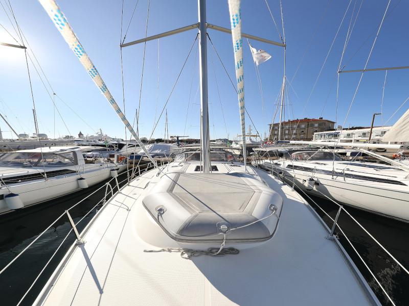 Book yachts online - sailboat - Bavaria Cruiser 40 - PIA M - rent