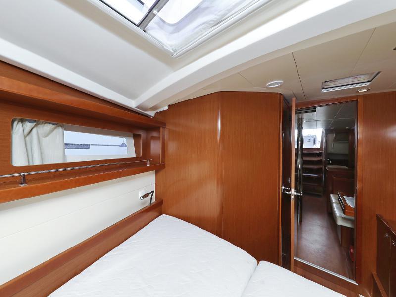 Book yachts online - sailboat - Oceanis 41 - Hope  - rent