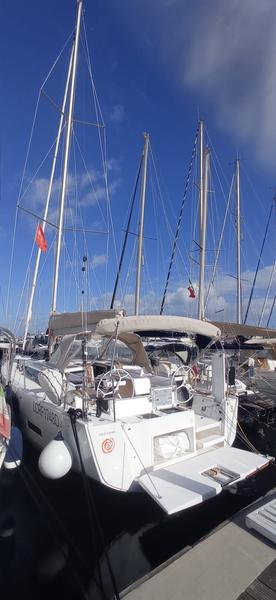 Book yachts online - sailboat - Dufour 390 Grand Large - Tiche - rent