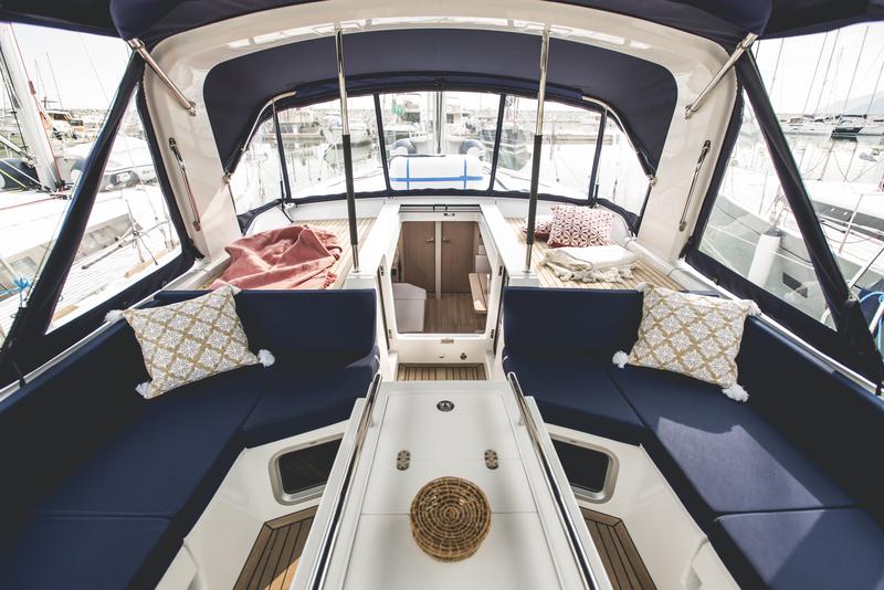 Book yachts online - sailboat - Oceanis 51.1 - Hybris - Premium line - rent