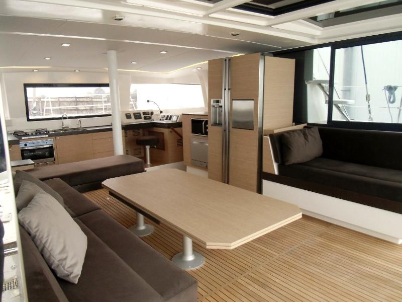 Book yachts online - catamaran - Bali 4.3 (A/C-Generator-Watermaker) - Daddy (A/C, Generator, Watermaker) - rent