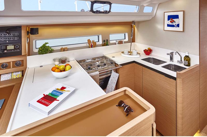 Book yachts online - sailboat - Sun Odyssey 440 - Ana   - rent