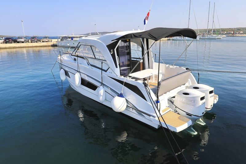 Book yachts online - motorboat - Antares 9 OB - Freeya - rent