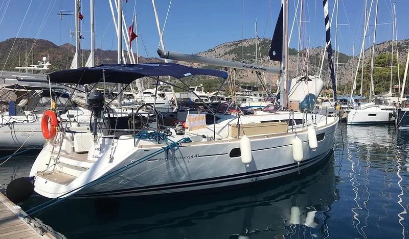 Book yachts online - sailboat - Sun Odyssey 44 i - Loki - rent