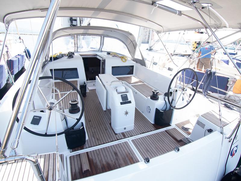 Book yachts online - sailboat - Sun Odyssey 440 - GEORGIA - rent