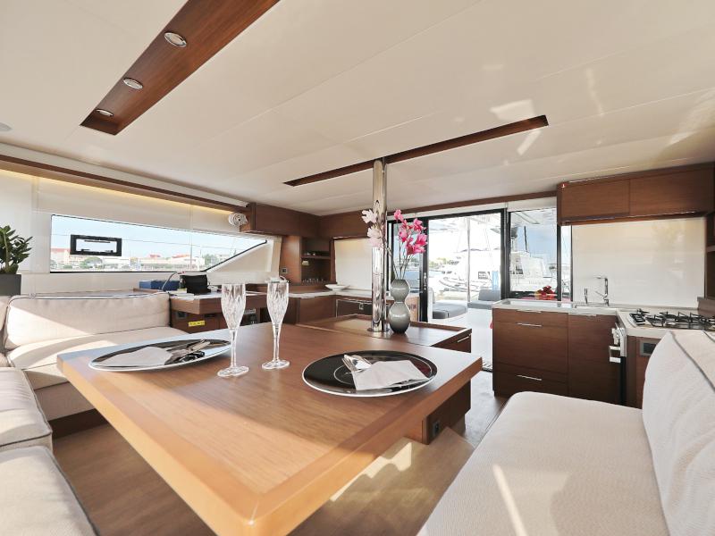 Book yachts online - catamaran - Lagoon 50 - 50 CENT - rent