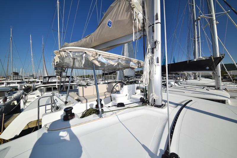 Book yachts online - catamaran - Lagoon 50 - LUX - rent