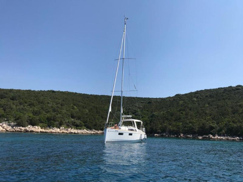 Book yachts online - sailboat - Oceanis 35.1 - IDILA  - rent