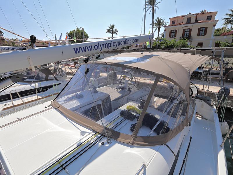 Book yachts online - sailboat - Sun Odyssey 440 - Ermis  - rent