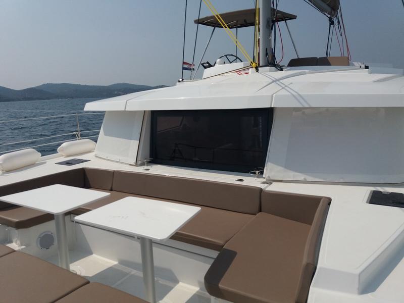 Book yachts online - catamaran - Bali 4.1 - Sjohus - rent