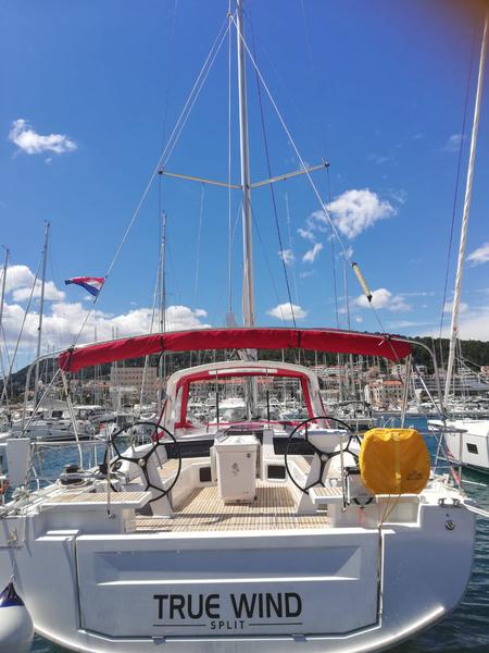 Book yachts online - sailboat - Oceanis 51.1 - TRUE WIND - rent