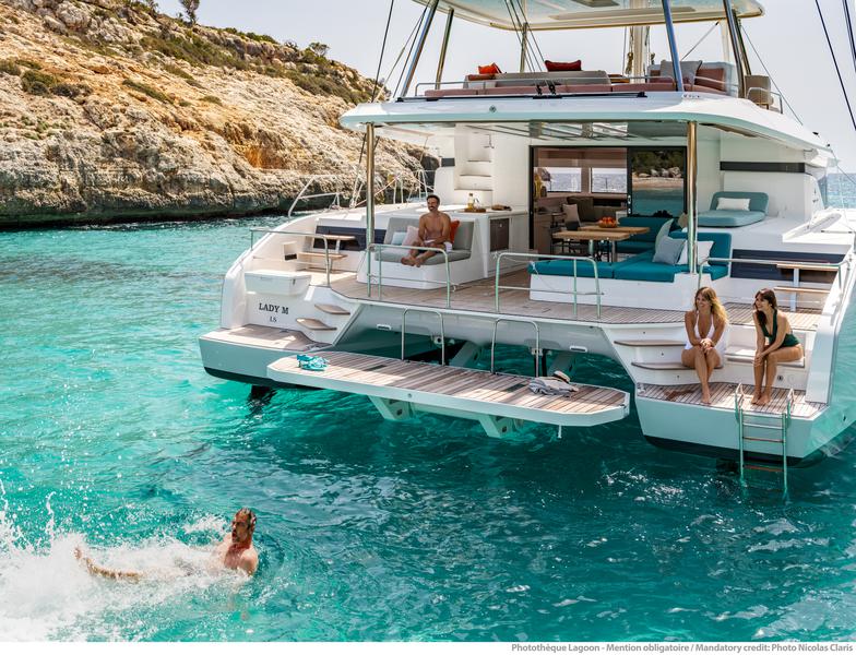 Book yachts online - catamaran - Lagoon 55 luxury owner version - PRINCESS S - rent