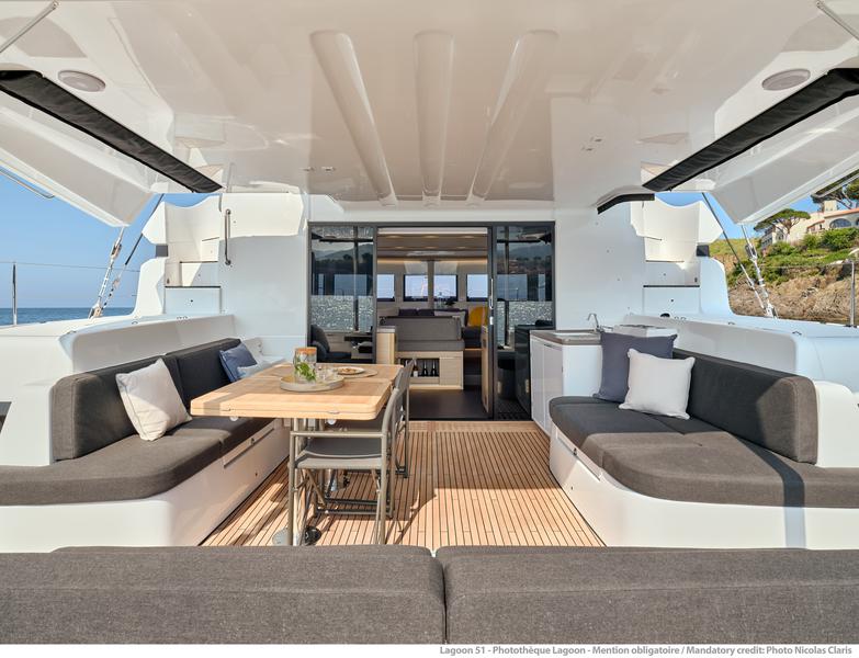 Book yachts online - catamaran - Lagoon 51 NEW - NEGRONI - rent