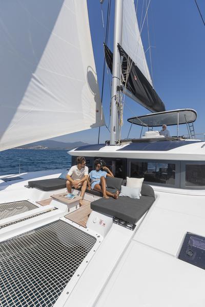 Book yachts online - catamaran - Lagoon 51 NEW - NEGRONI - rent