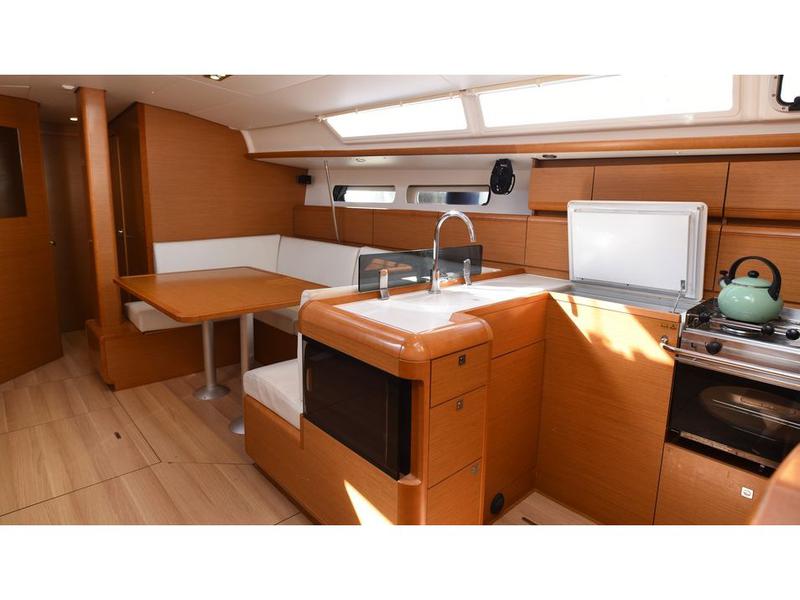 Book yachts online - sailboat - Sun Odyssey 439 - Eudora - rent