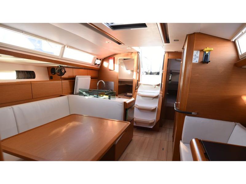 Book yachts online - sailboat - Sun Odyssey 419 - Eulimene - rent