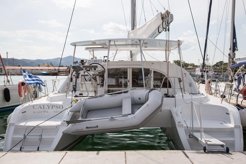 Book yachts online - catamaran - Lagoon 380 - Calypso - rent