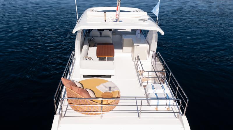 Book yachts online - motorboat - Azimut 60 Fly - Alibaba - rent